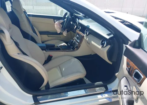 2015 Mercedes-Benz Slk 250 из США, поврежденный, VIN WDDPK4HA6FF097441